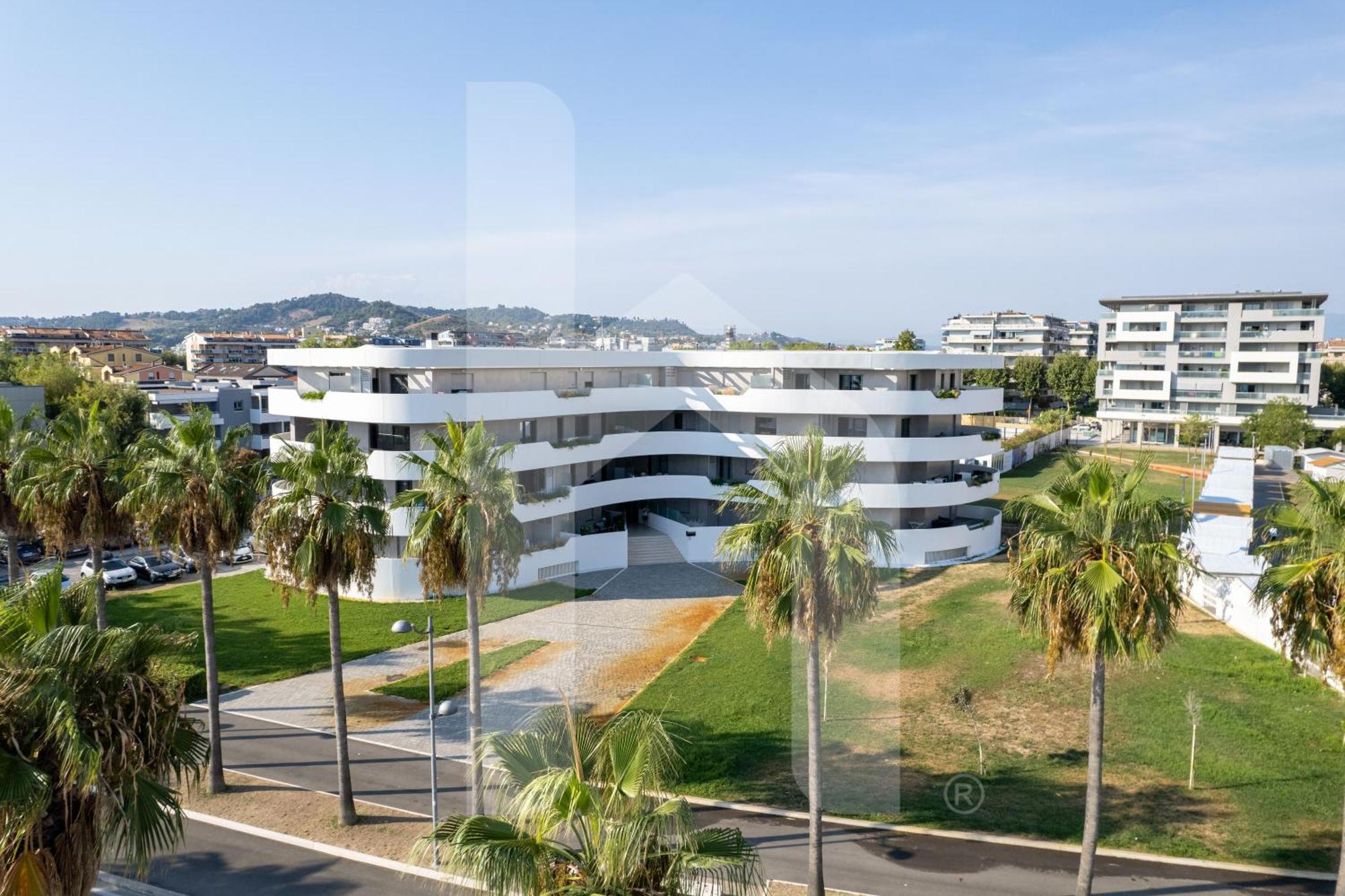 Homiday - Waterfront Montesilvano Marina 外观 照片